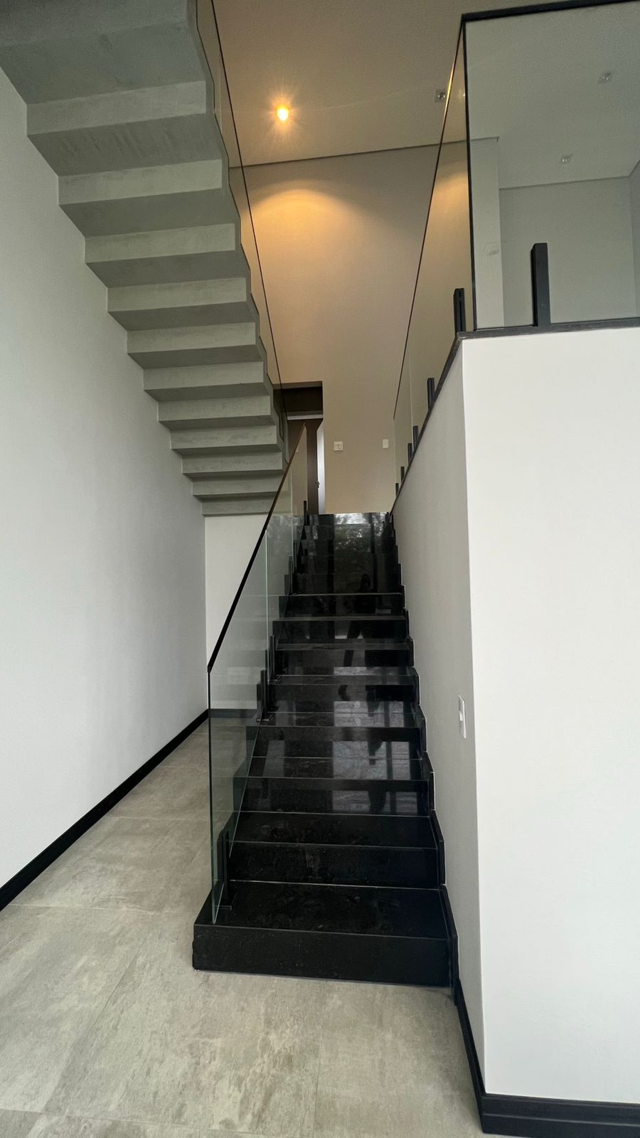 Casa de Alto Padrão à venda em Alphaville Nova Esplanada 4 - Tijon Imóveis