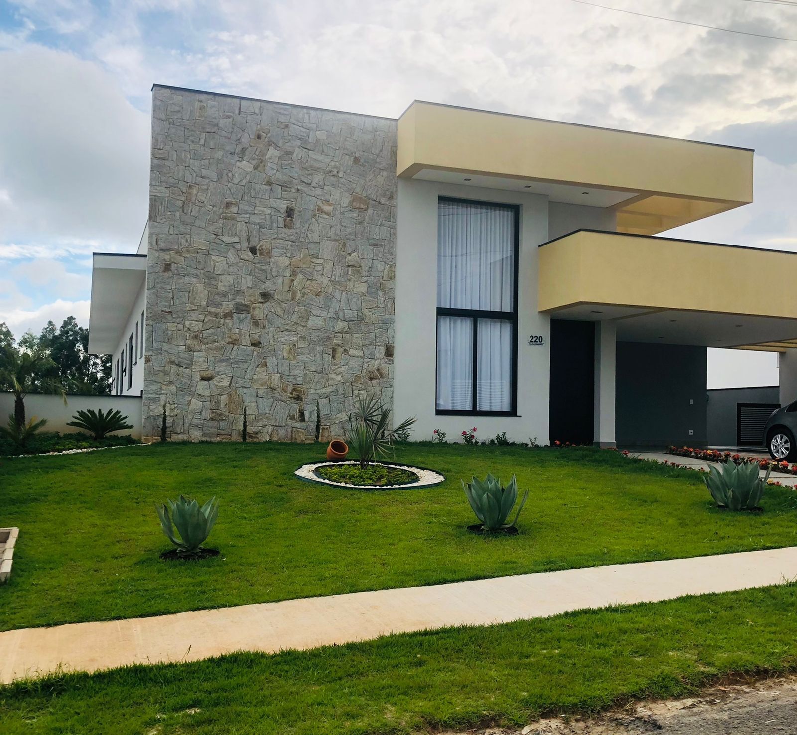 Casa de condomínio à venda com 3 quartos, 253m² - Condomínio Fazenda Alta Vista,Salto de Pirapora