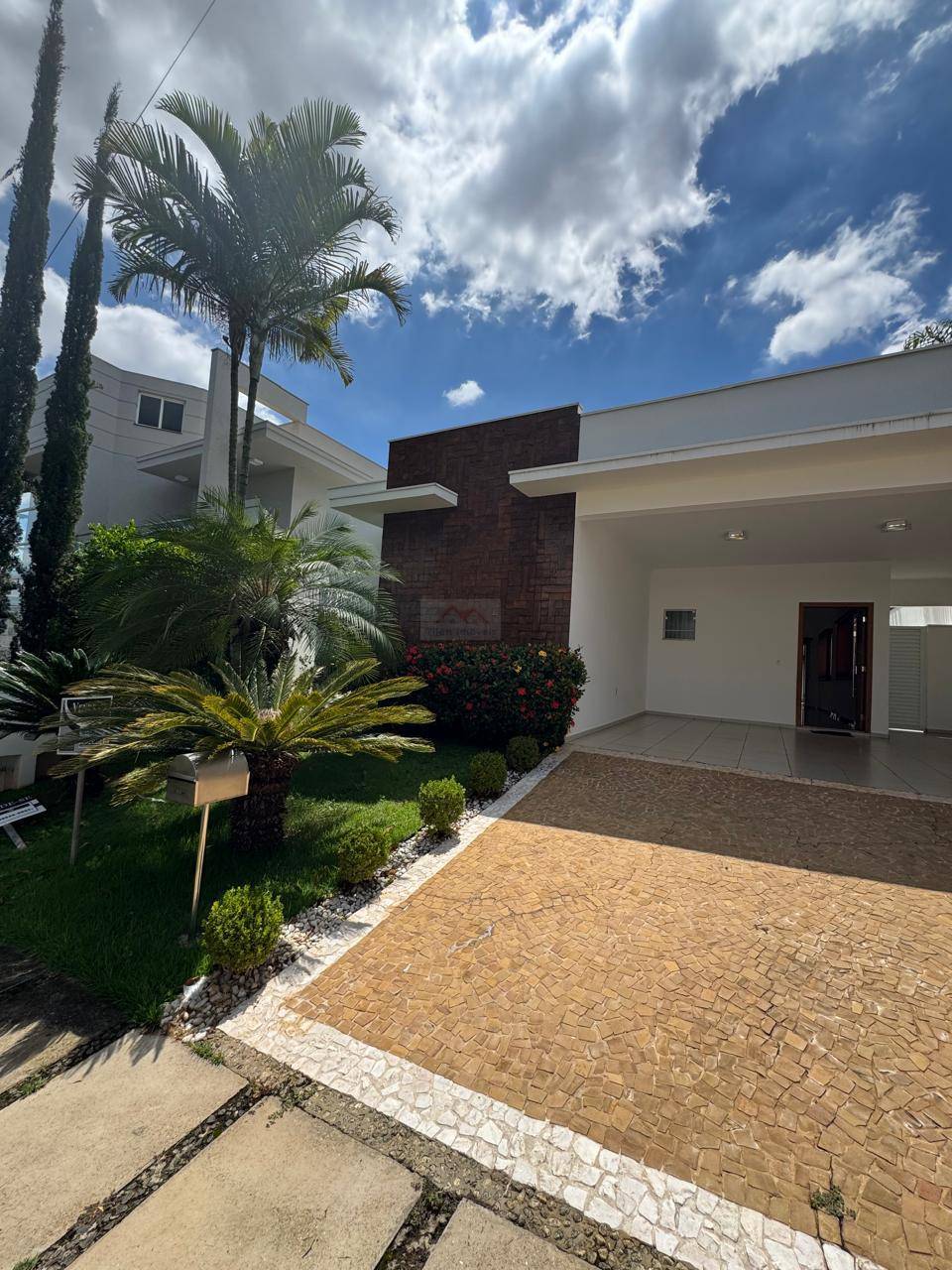 Casa de condomínio à venda, no Residencial Mont Blanc, - Tijon Imóveis