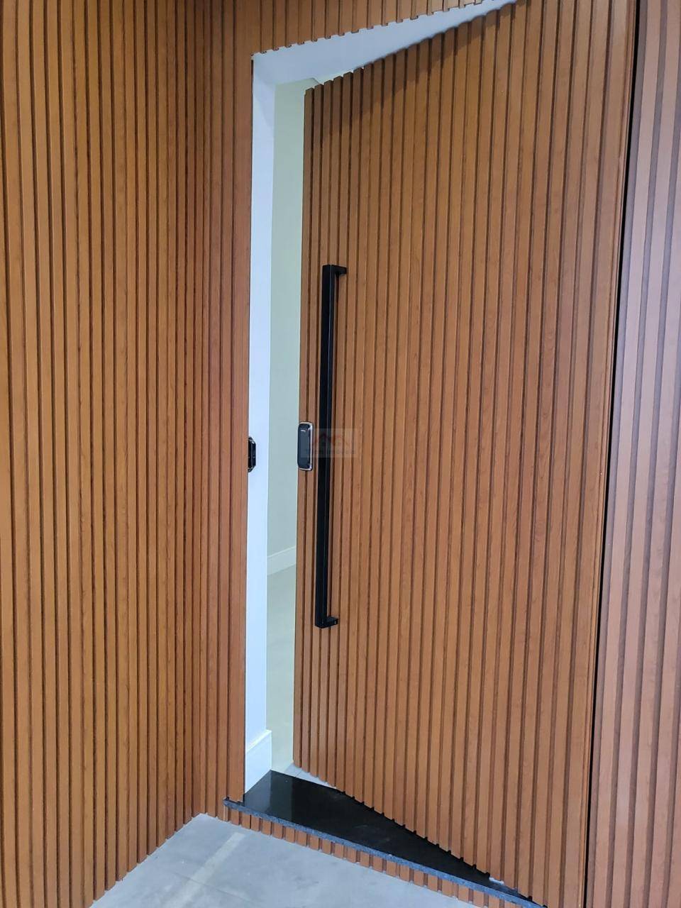 Casa de condomínio à venda, no Condomínio Alphaville Nova Esplanada 4 - Tijon Imóveis