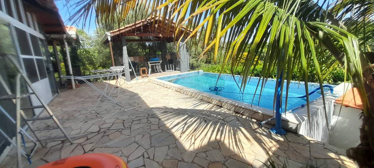 Chácara à venda com 3 quartos, 175m² - Jundiaquara,Araçoiaba da Serra